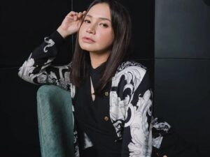 Penyanyi Rossa kini jadi perbincangan warganet usai dinilai jadi perusak rumah tangga Reza Arap dan Wendy Walters.