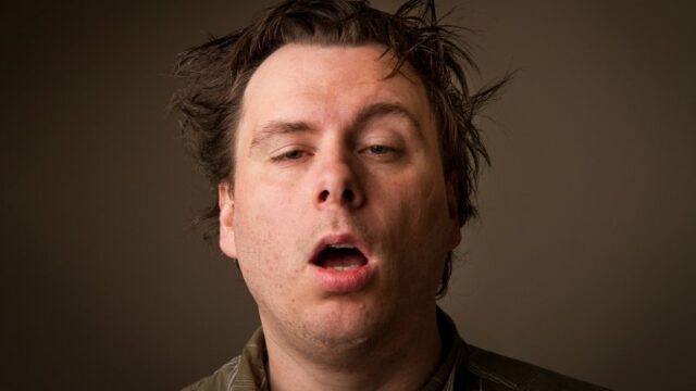 Berbicara tentang vitamin D, kita cenderung mengaitkannya dengan matahari. Vitamin D sering disebut sebagai vitamin sinar matahari karena banyak vitamin D alami yang diserap tubuh kita berasal dari sinar matahari.