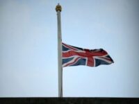 Pemerintah Inggris akan mengkonfirmasi waktu berkabung nasional usai kematian Ratu Elizabeth II yang diperkirakan selama 12 sampai 13 hari.