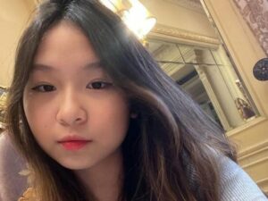 Setelah Sisca Kohl menemukan tambatan hatinya, kini netizen beramai-ramai mendekati sang adik yang sama-sama berwajah cantik.