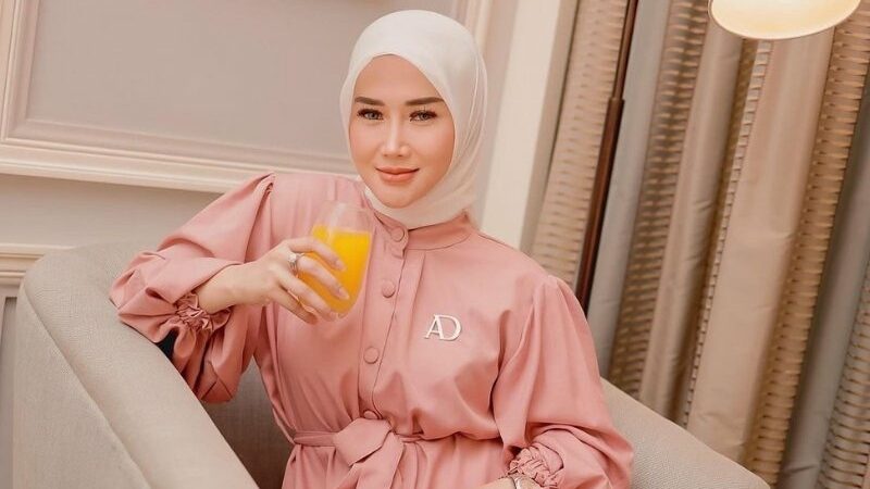 Marissya Icha melayangkan sindiran dalam sebuah konten TikToknya baru-baru ini. Sindiran itu diduga ditujukan untuk Nathalie Holscher.