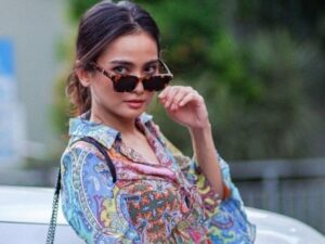 Cerita sedih datang dari aktris kenamaan tanah air, Acha Septriasa. Dia mengaku selama ini hidup hanya dengan satu ginjal saja sejak lahir.