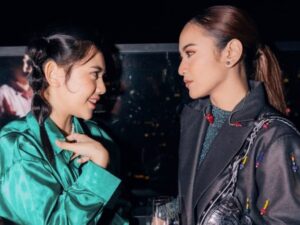 Publik digemparkan dengan twitter dua penyanyi jebolan Indonesia Idol, Ziva Magnolyadan Mahalini yang diduga saling sindir di medsos.