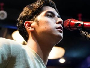 Cekricek.id - Maia Estianty malah dibuat kaget dengan tingkah laku anaknya, Al Ghazali karena disebut 'menculik' seorang gadis cantik