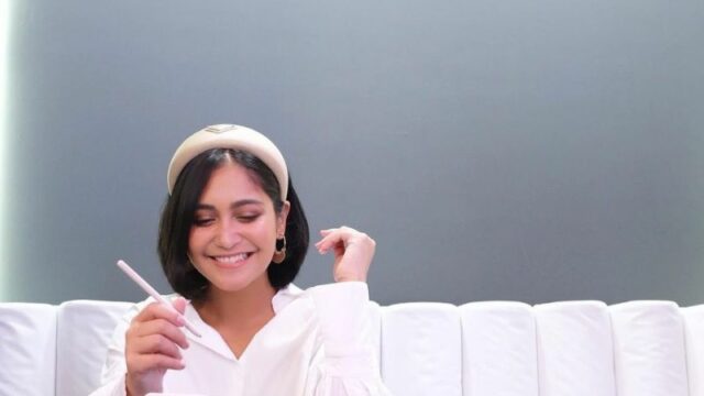 Cekricek.id - Caca Tengker punya cara dan trik khusus mengatasi masalah jika anaknya sering bertengkar terutama rebutan mainan