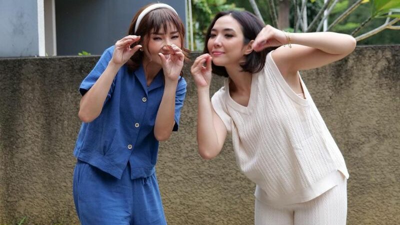Cekricek.id - Gisella Anastasia dan Sarwendah malah dipuji semakin muda padahal ankanya sudah semakin besar layaknya gadis remaja