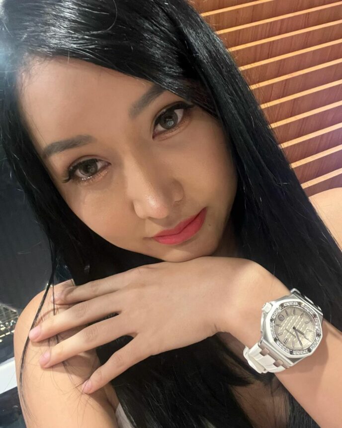 Lucinta Luna Pamit dari Media Sosial, Netizen: Mau Oplas Lagi Kayaknya Nih 2 Lampiran Gambar