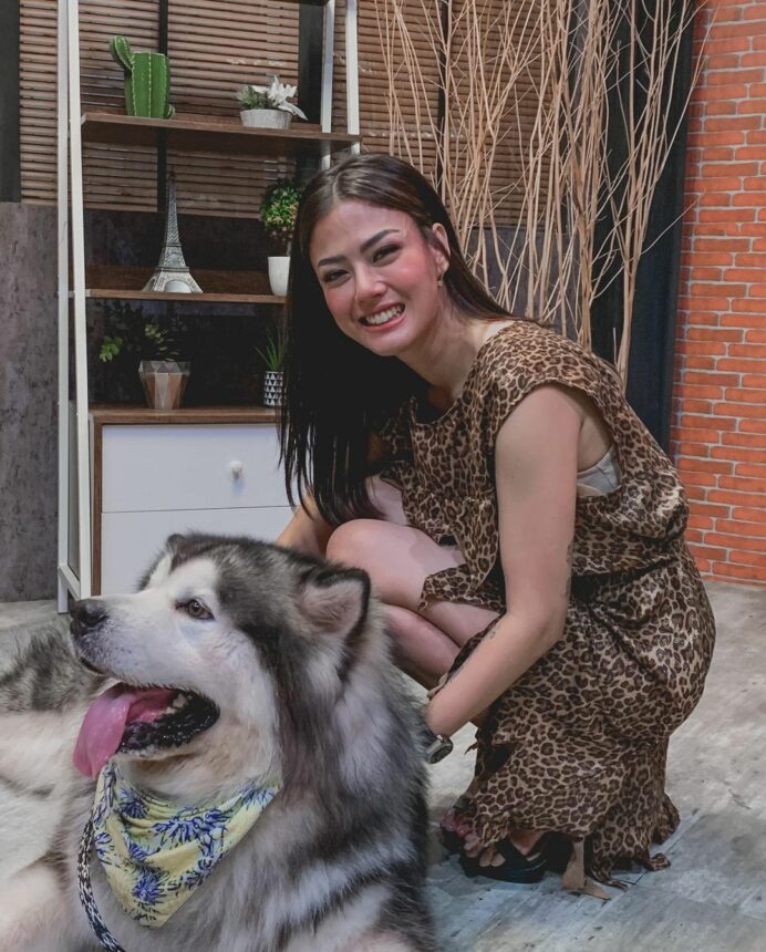 Ketahuan Pindah Agama, Nita Gunawan Diusir Orang Tuanya dari Rumah 2 Lampiran Gambar