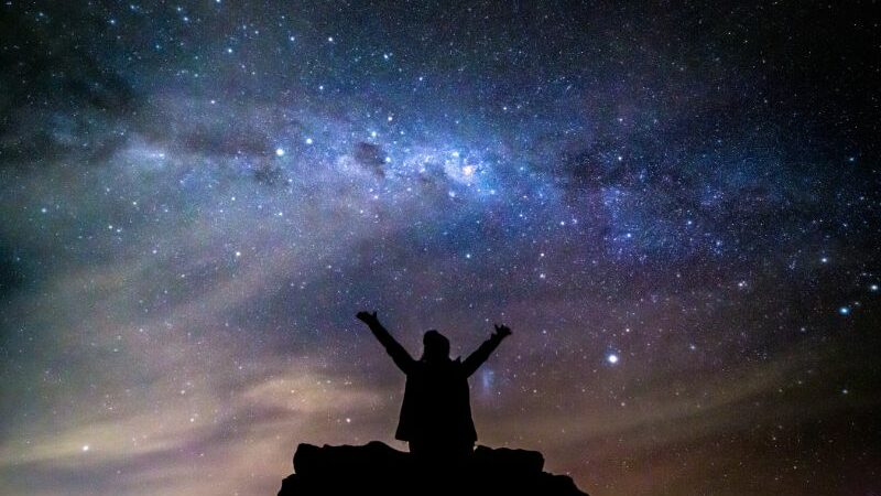 Cekricek.id - Mungkin masih banyak kalangan yang belum mengetahui apa perbedaan antara kafir dan musyrik, simak penjelasan berikut