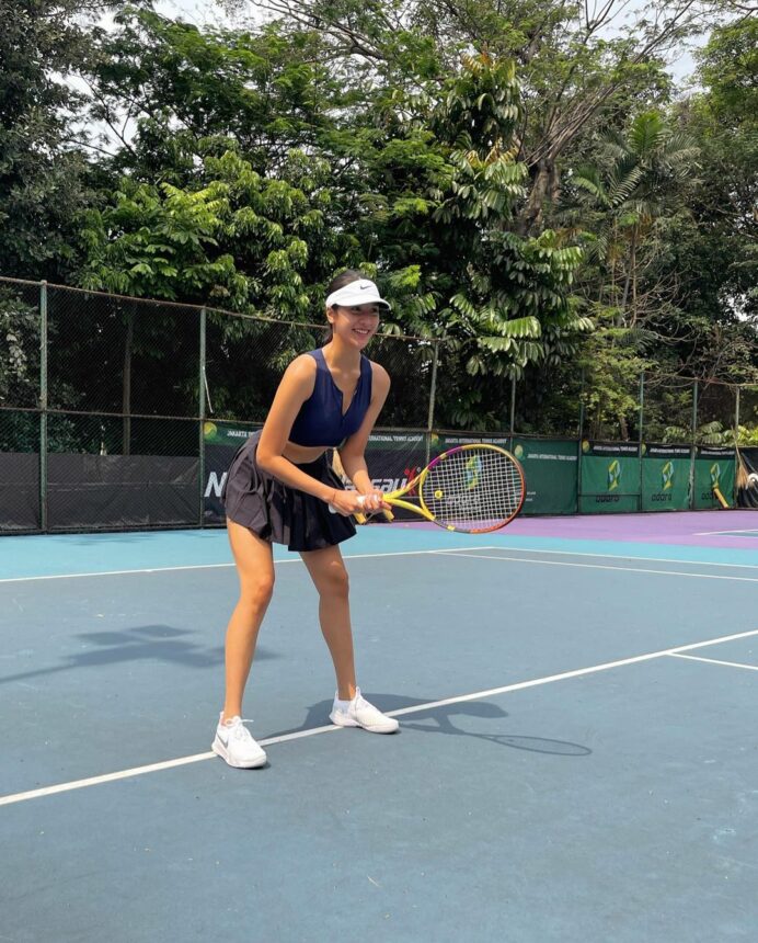 Tak Kenal Kata Jetlag, Anya Geraldine Langsung Main Tenis, Netizen Pun Dibikin Khawatir 2 Lampiran Gambar
