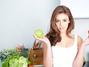 Diet Sehat Dapat Memperpanjang Usia, Apa Saja Makanan yang Harus Dihindari?