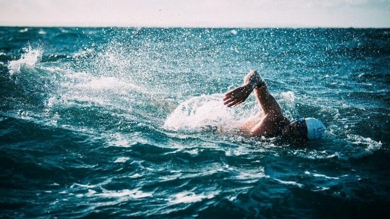 Perenang Inggris Ini Akan Berenang Sejauh 100 Mil di Laut Merah Demi Perubahan Iklim