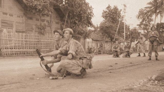 Aksi Polisionil adalah Istilah dalam sudut pandang Belanda untuk menyebut Serangan Militer (Agresi Militer) yang terjadi pada 21 Juli 1947 dan 19 Desember 1947.