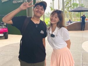 Artis pendatang baru Livy Renata akhir-akhir ini terlihat kerap bersama dengan komedian Nopek, cemistry mereka pun dinilai cocok hingga didiakan berjodoh.