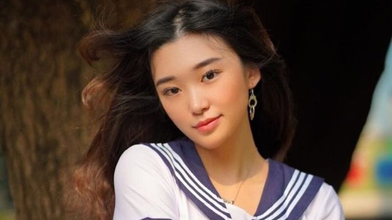 Livy Renata mengaku pernah bolos sekolah, dan saat bolos Livy pergi ke Jepang bersama dengan orang tuanya, Sabtu (15/10/2022).