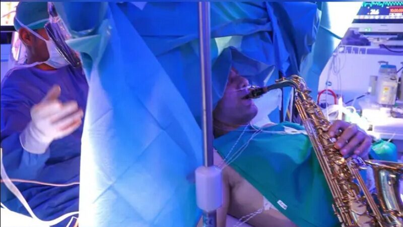 Salah satu metode untuk mengobati penyakit adalah dengan cara operasi. Bagi sebagian orang cara ini terkadang menjadi cara terakhir