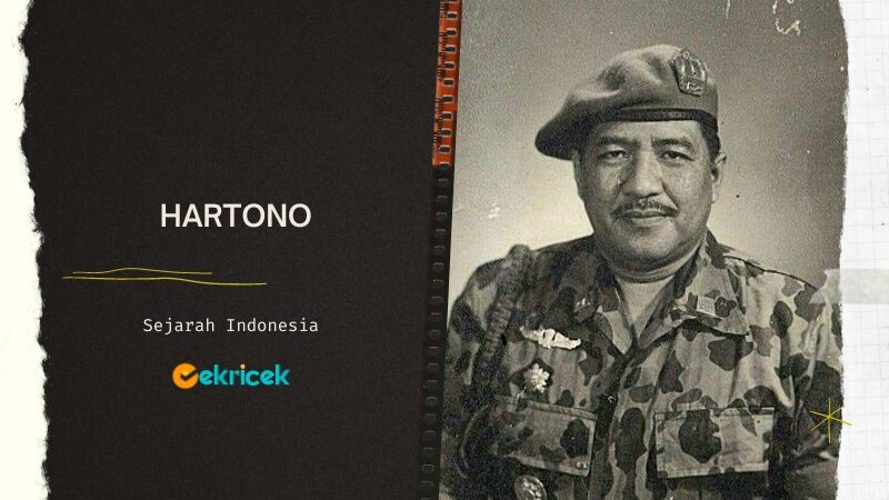 Hartono adalah Komandan Korps Komando Operasi Angkatan Laut yang sangat loyal kepada Sukarno. Mantan Korp Komando Operasi Angkatan Laut tahun 1961-1968 ini lahir di Solo, 1 Oktober 1927, berhasil masuk ke TKR Angkatan Laut tahun 1945, kemudian masuk dalam Angkatan Laut Republik Indonesia.