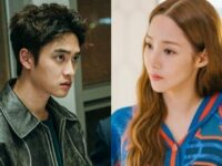 Cekricek.id - Selain pemerannya yang tampan dan cantik, mode fashion yang dikenakan oleh setiap tokoh di drama Korea juga tak kalah memukau. Mereka seakan memberikan penampilan terbaik dari berbagai sisi kepada para penonton setia yang berasal dari manca negara. Gaya pakaian mereka sukses membuat siapa saja terpesona dan ingin menjadikannya sebagai inspirasi.