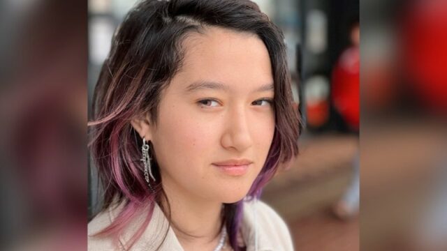 Cekricek.id - Putri bungsu Nadya Hutagalung sebeleumnya pernah menggemparkan publik karena memilih untuk bergender netral. Dia memilih untuk tidak menjadi laki-laki maupun perempuan. Selain itu, diketahui bahwa pemilik nama asli Nyla itu sudah mengganti nama menjadi Alex.