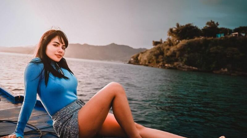 Cekricek.id - Ternyata selama ini Dinar Candy jarang mengetahui bahwa bapaknya sering menolak lamaran sejumlah pria untuk dirinya