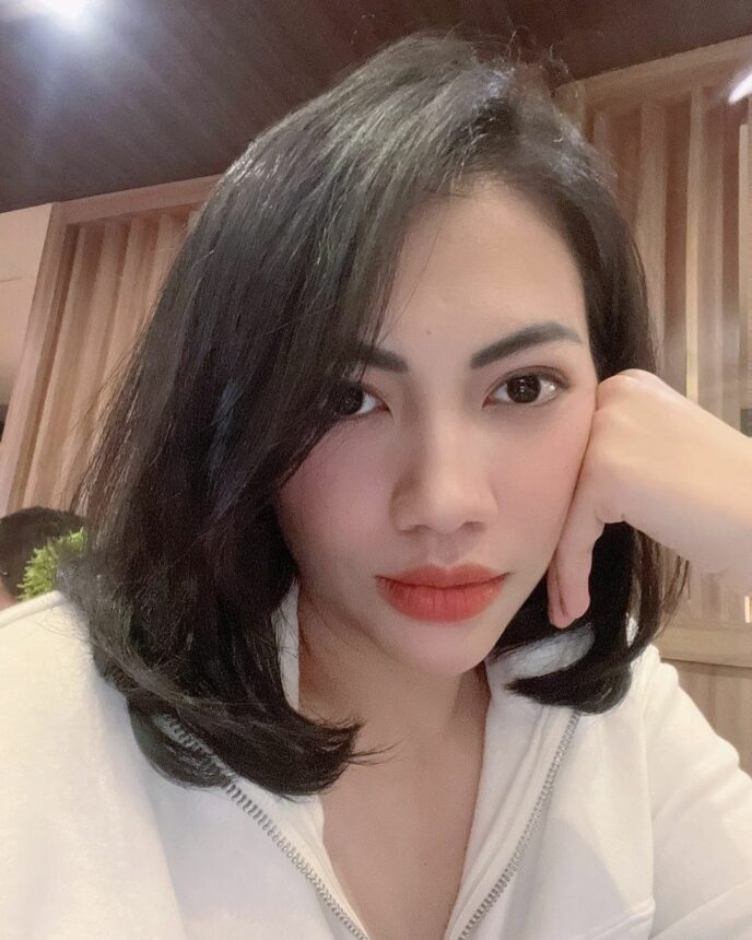 4 Artis Ini Umumkan Hamil di Luar Nikah 5 4 Artis Ini Umumkan Hamil di Luar Nikah