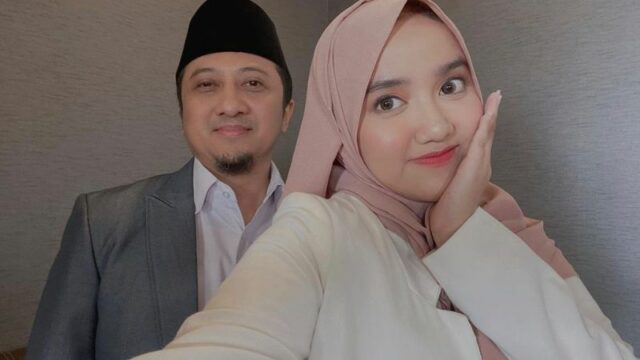 Cekricek.id - Kali ini netizen kembali dibuat heboh dengan pengakuan mengejutkan yang disampaikan oleh Yusuf Mansur, penah jadi komisaris grab