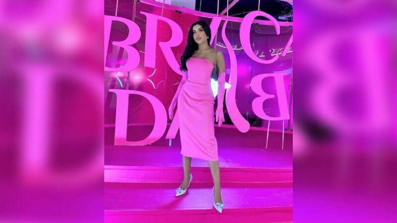 Cekricek.id - Lagi-lagi penampilan daripada transgender cantik Millen Cyrus dipuji begitu bohay kenakan dress pink mirip gadis Rusia