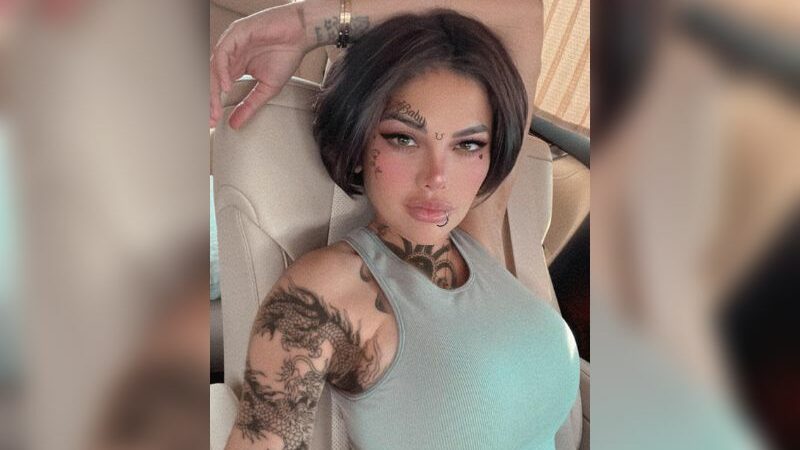 Cekricek.id - Tampaknya wajah cantik dari Nikita Mirzani selalu berhasil mencuri perhatian. Terutama dengan wajah tegas dipenuhi tato