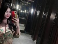 Cekricek.id - Sosok artis cantik pemersatu bangsa, Pamela Safitri membuat netizen tergoda, saat lakukan mirror selfie dan pamer kemolekan