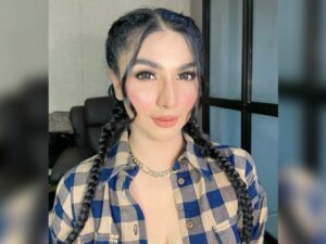 Cekricek.id - Dengan terang-terangan netizen menyebut jika mereka seketika mimisan ketika melihat penampilan Siva Aprilia.