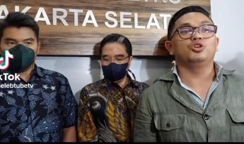 Lesty Kejora Nangis Minta Cabut Laporan ke Polisi, Netizen: Baim Wong Sudah Kasih Kode Prank