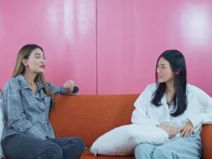 Prahara rumah tangga Reza Arap dan Wendy Walters masih menimbulkan tanda tanya bagi sebagian netizen.