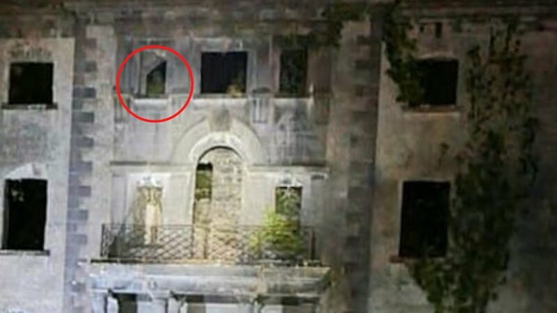 Pemburu Hantu Klaim Berhasil Rekam Penampakan Hantu di Bangunan Bersejarah Irlandia
