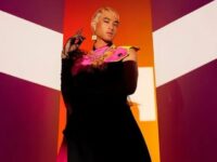 Salurkan Hobi Masa Kecilnya, Anak Iis Dahlia Kini Buka Jasa Pijat Refleksi