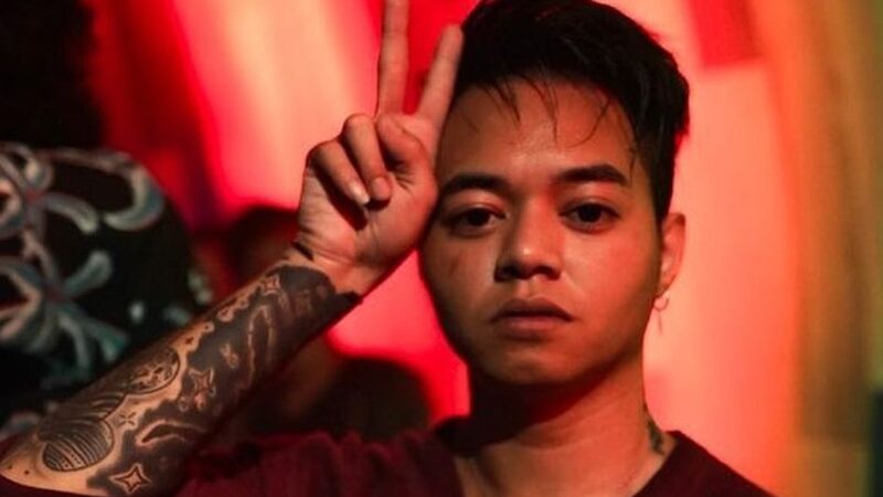 Reza Arap akhirnya buka suara usai dinyatakan resmi bercerai dengan Wendy Walters dan ngaku sudah bahagia kini dan merasa lebih bebas.