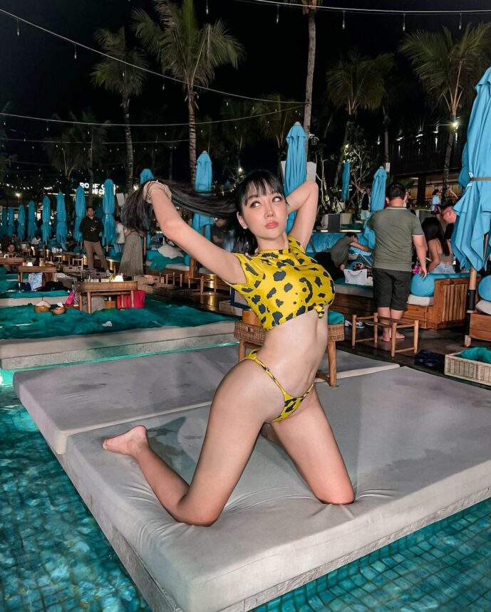 Sering Pamer Perut, Bodi Lucinta Luna Sukses Bikin Cewek-cewek Iri