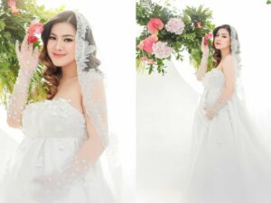 Cekricek.id - Artis cantik sekaligus pengusaha produk kecantikan, Felicya Angelista baru-baru ini membagika potret dirinya yang dibalut gaun pernikahan. Gaun panjang yang menyentuh lantai itu tetap terlihat cocok dikenakannya meski dalam keadaan hamil besar.