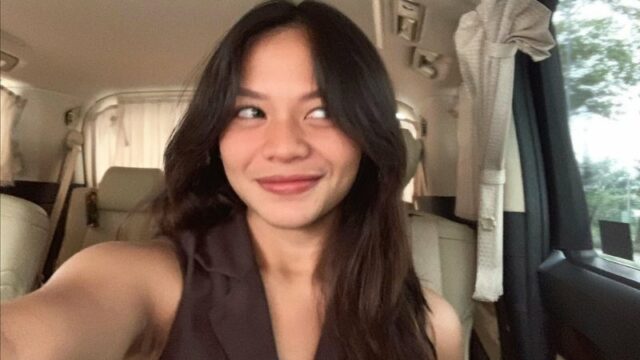 Cekricek.id - Amel Carla, mantan artis cilik yang kini sukses merubah image menjadi seorang wanita dewasa. Jika dahulunya dia dikenal sangat imut dan menggemaskan maka di usianya saat ini, Amel terlihat jauh berbeda.