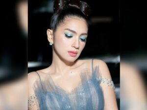 Cekricek.id - Angel Karamoy menyatakan bahwasanya sejak kecil sudah dipaksa oleh orang tuanya ikut fashion show, khawatir sifat tomboinya