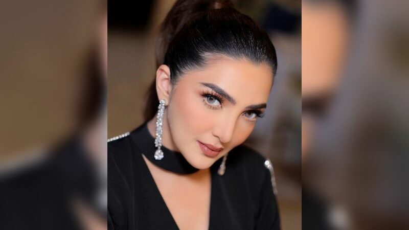 Cekricek.id - Ibu sambung dari Aurel Hermansyah, Ashanty dipuji begitu dahsyat dari segi penampilan, karena wajahnya terlalu anggun