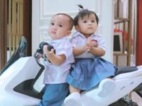 Cekricek.id – Rayyanza Malik Ahmad alias Cipung dan Ameena selalu menggemaskan, terutama saat kenakan seragam SMA dan berboncengan