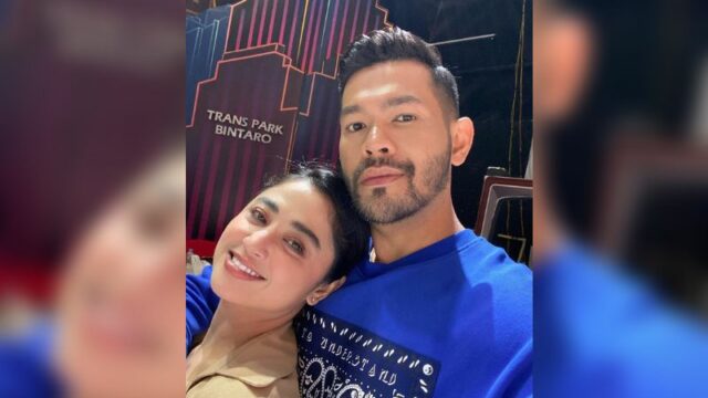 Cekricek.id - Dewi Perssik secara terang-terangan mengaku jika dirinya justru tak butuh cinta, padahal dijodohkan netizen dengan Rian Ibram