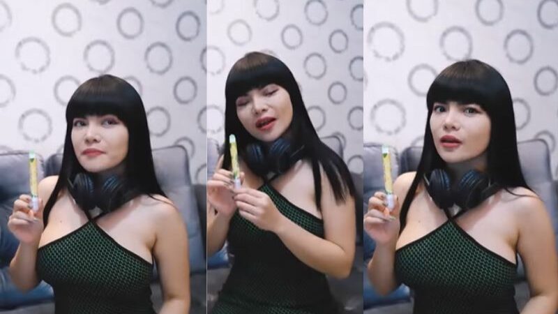 Cekricek.id - Kali ini Dinar Candy minta oleh netizen untuk selalu mengenakan dalaman berupa BH atau bra yang bisa dikenakan oleh kaum wanita