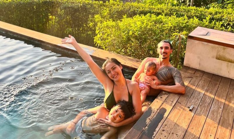 Ternyata Minta Bantuan Bayar Hutang Cuma Gimmick, Jessica Iskandar Kini Pamer Rumah Baru dengan Peralatan Super Canggih 2 Cekricek.id - Definisi hidup susah ala Jessica Iskandar kali ini menjadi buah bibir. Lantaran dirinya terlihat tetap menjalani liburan mewah saat susah