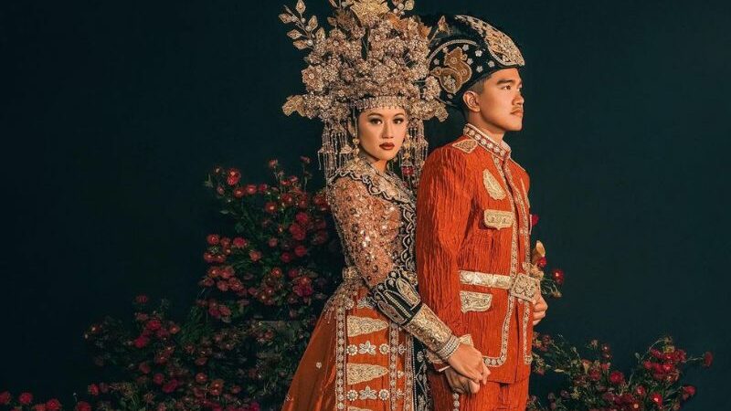 Cekricek.id - Putra bungsu dari presiden Joko Widodo yakni Kaesang Pangarep kembali membuat ulah, ngeluh karena perabotan rumah tangga