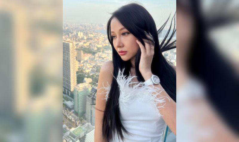 Cekricek.id - Kali ini transgender cantik Lucinta Luna dipuji netizen memiliki kecantikan luar dalam, dengan rambut diterbangkan angin saat selfie