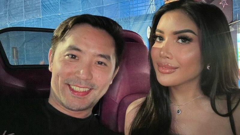Cekricek.id - Transgender Millen Cyrus tampaknya tidak kalah dari Lucinta Luna. Karena turut mengunggah foto mesranya bersama pria tampan