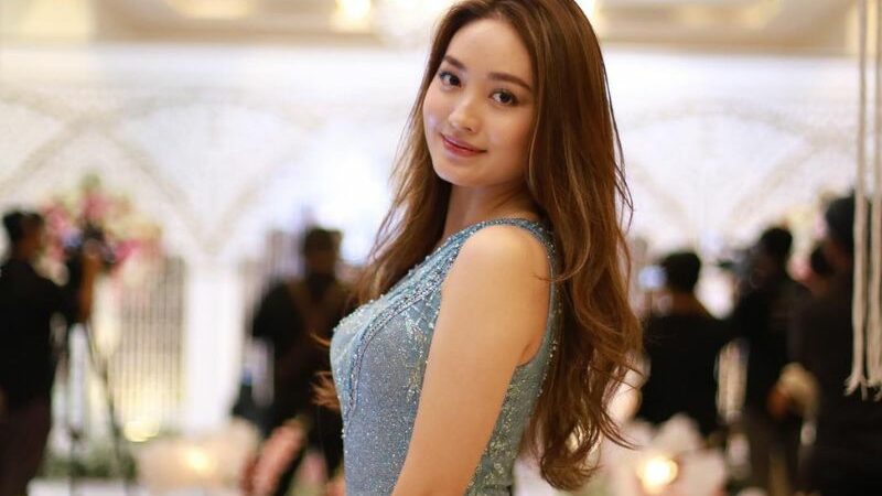 Cekricek.id - Artis cantik sekaligus pemeran Natasha Wilona liburan ke Jepang bareng sahabat Penampilan workout seksinya tuai pperhatian