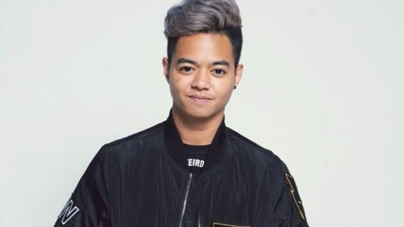 Cekricek.id - Ternyata gamers terkenal Reza Arap atau Reza Oktovian pernah mengalami mati suri. Dialaminya saat masih sangat kecil