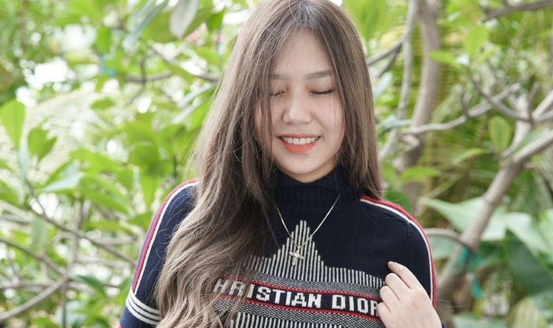 Cekricek.id - Sisca Kohl membuat netizen jadi tak tahan saat melihat total tagihan saat dirinya makan jutaan rupiah, netizen cuma bisa beli tehnya